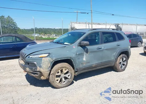 2015 Jeep Cherokee Trailhawk from USA, damaged, VIN 1C4PJMBS2FW717586